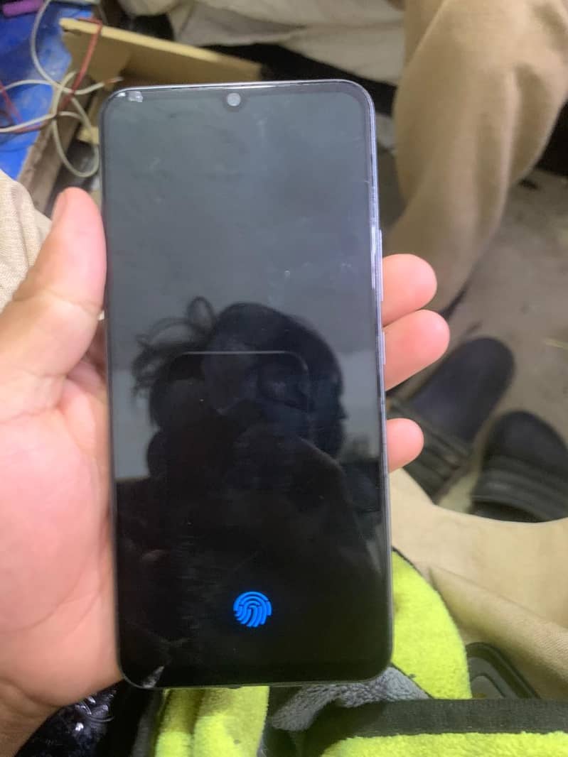 Vivo V21e 4