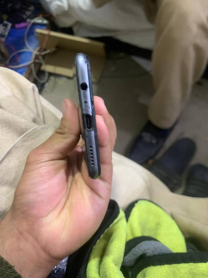 Vivo V21e 6