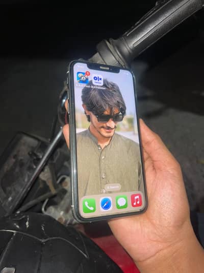 Apple iPhone XS