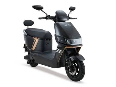 Revoo A12 Electric scooty graphene battery