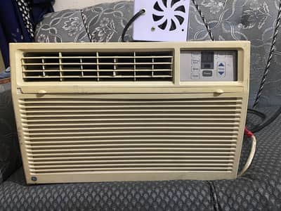 Window Ac 110 pona ten ka ha jis bhi ko chaya urgent sale