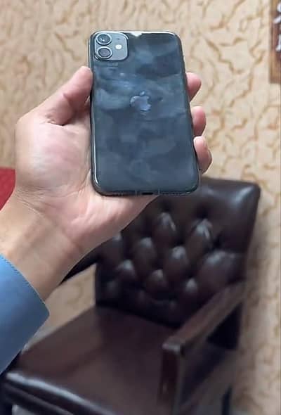 Apple iPhone 11