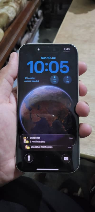 Iphone 15pro white clour