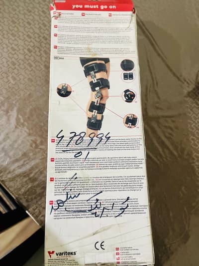 Adjustable knee brace