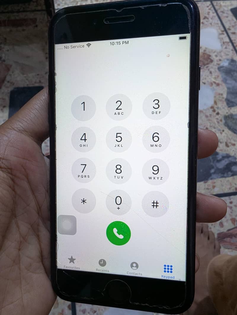 Apple iPhone 7 2