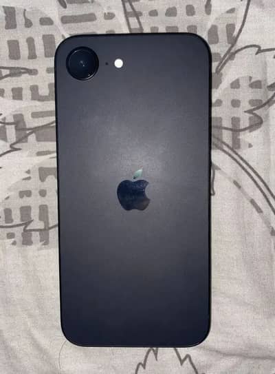 Apple iPhone 16e