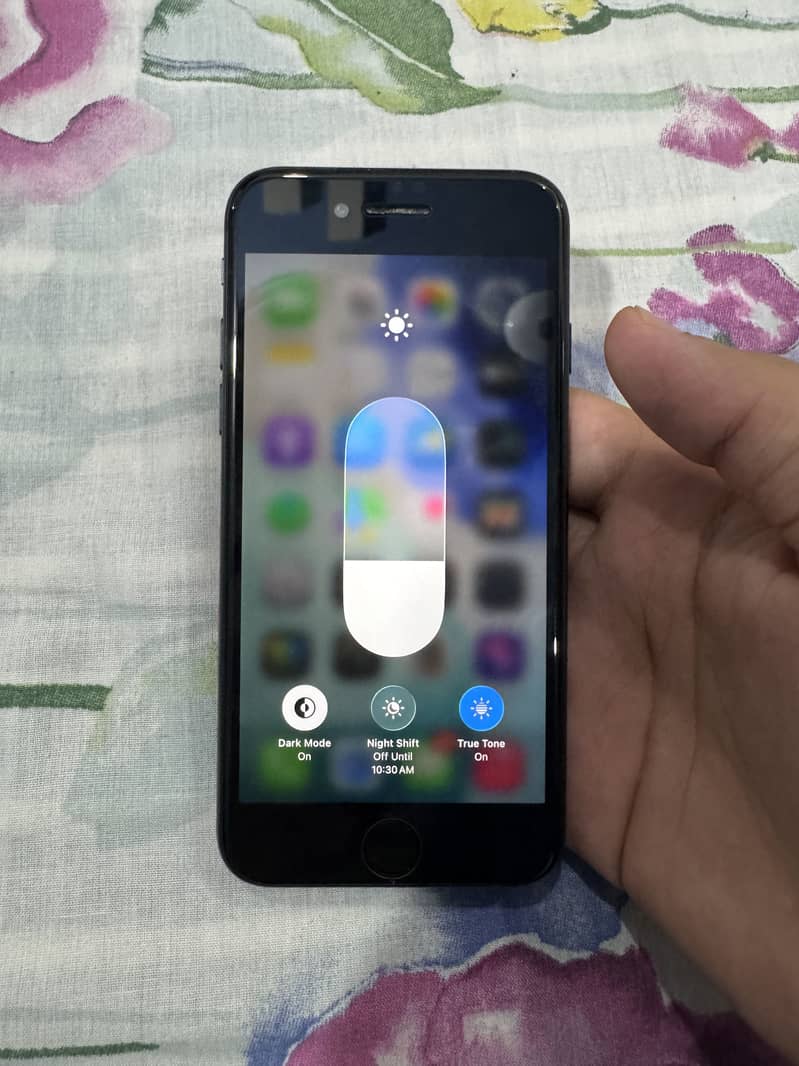 iPhone se 2 2