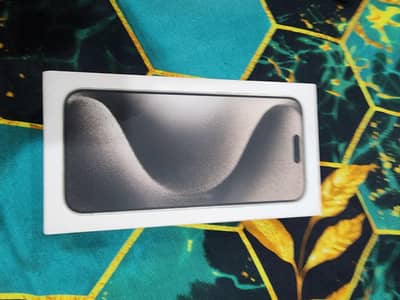 iPhone 15 pro max- natural titanium 256 gb HK variant (non-pta)
