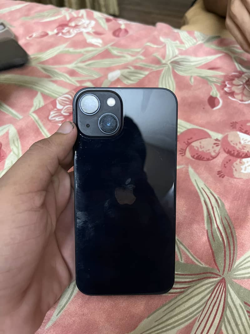 Apple iPhone 13 1