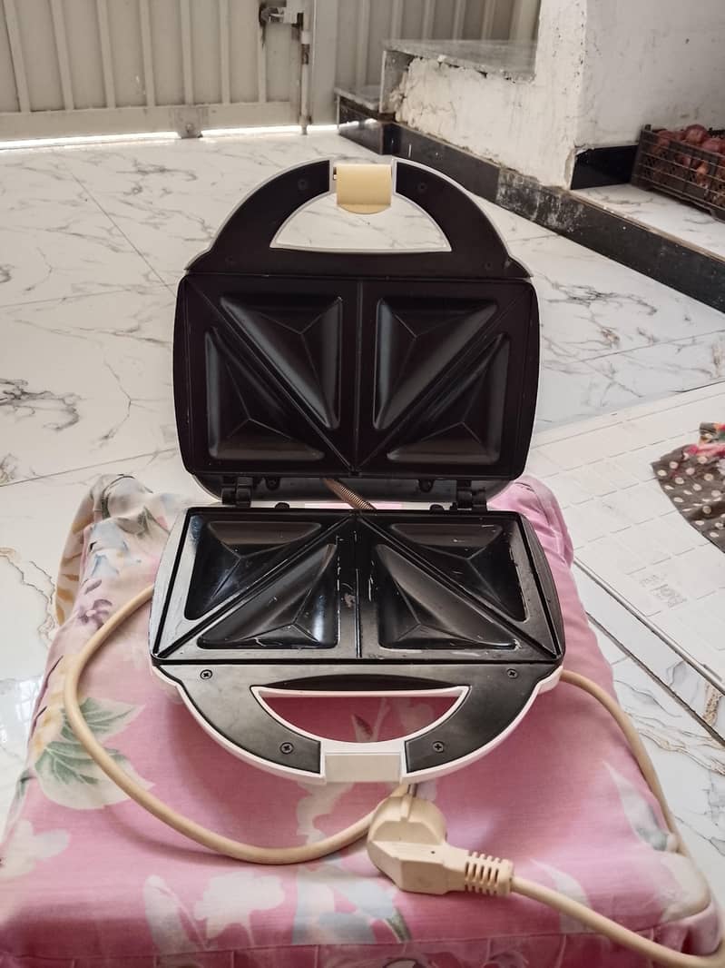 Sandwich Maker 1
