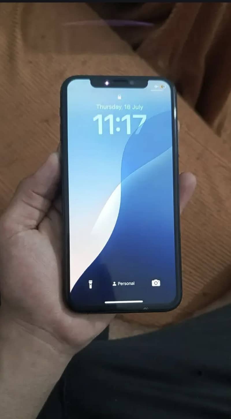 iPhone XS 4