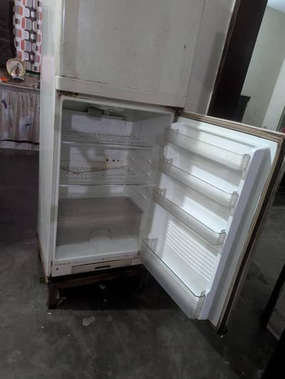 Dawlance Refrigerator