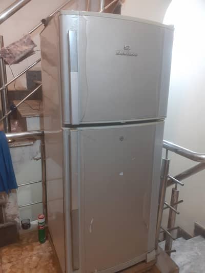 dawlance fridge for urgent sale final price mentioned