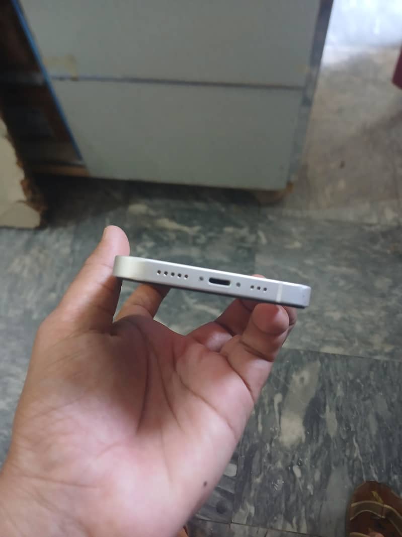 IPhone 12 2