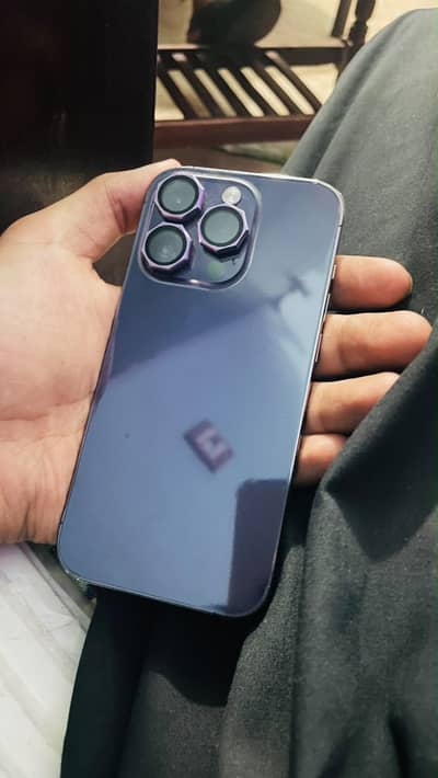 iPhone 14 Pro Purple Colour