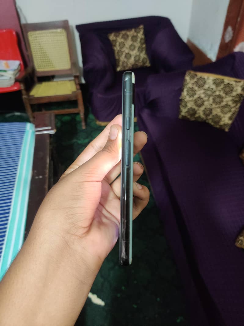 Google Pixel 6a 1