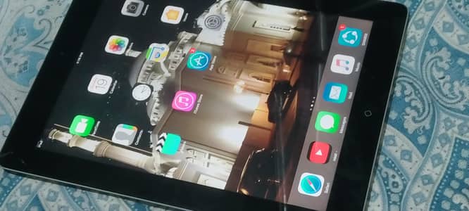 ipad for sale sim wala nahi hai or front glass break hai only Baki ok