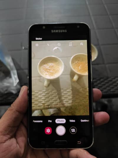 Samsung Mobile J7 Core