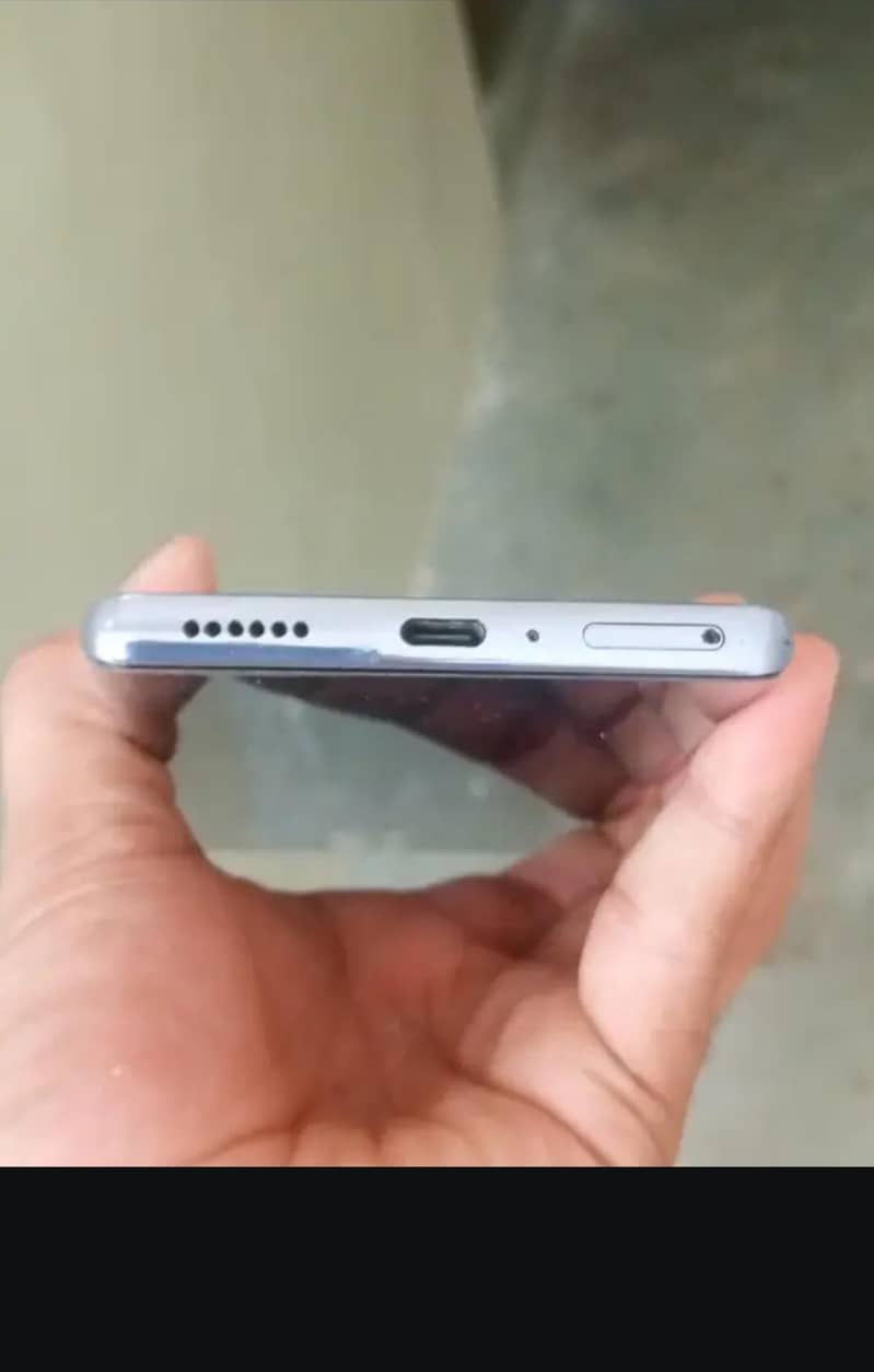 camon 30 s 10by10 3