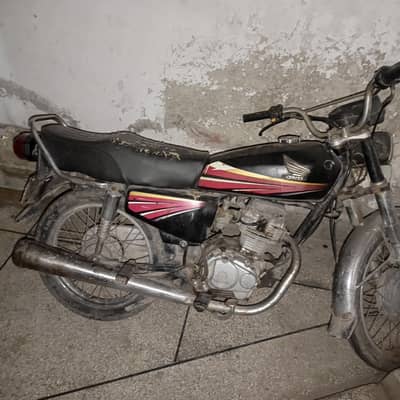 Honda 125 2011 model