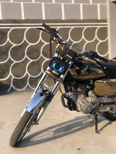 Honda 125 (25) model self start