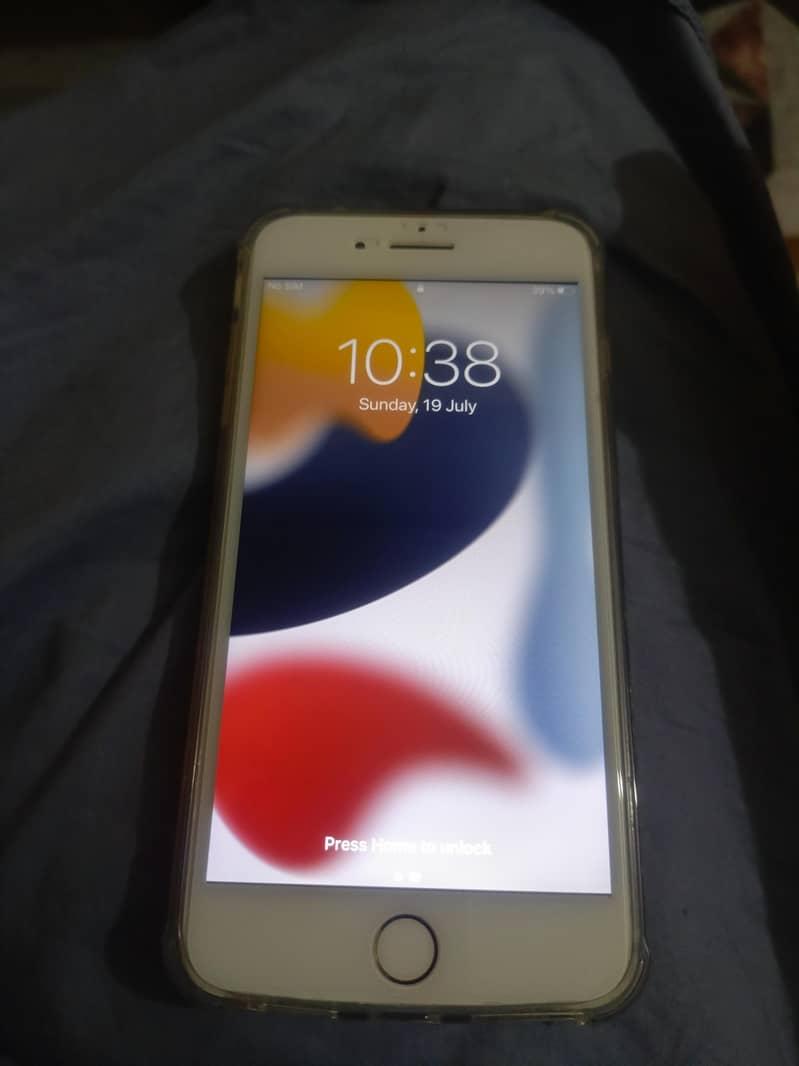 Apple iPhone 7 Plus 0