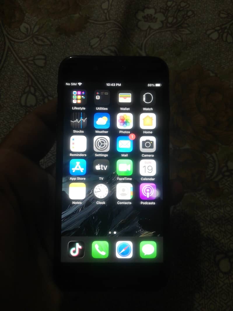 Apple iPhone 7 5
