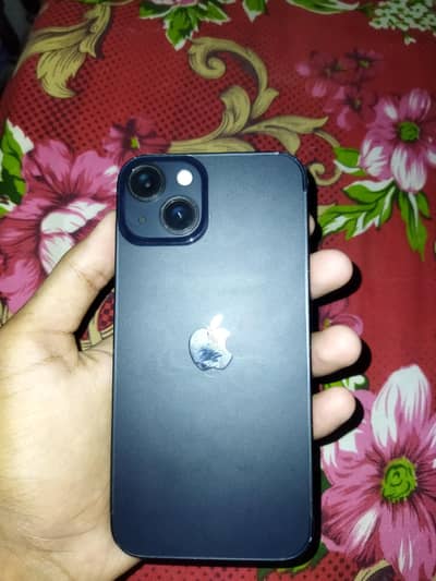Apple iPhone 13