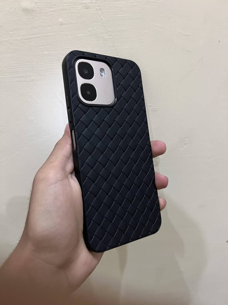 OPPO A6 0