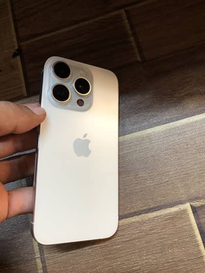 Apple iPhone 15 Pro