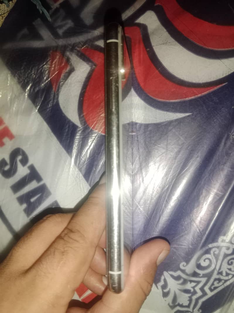 Apple iPhone X 2