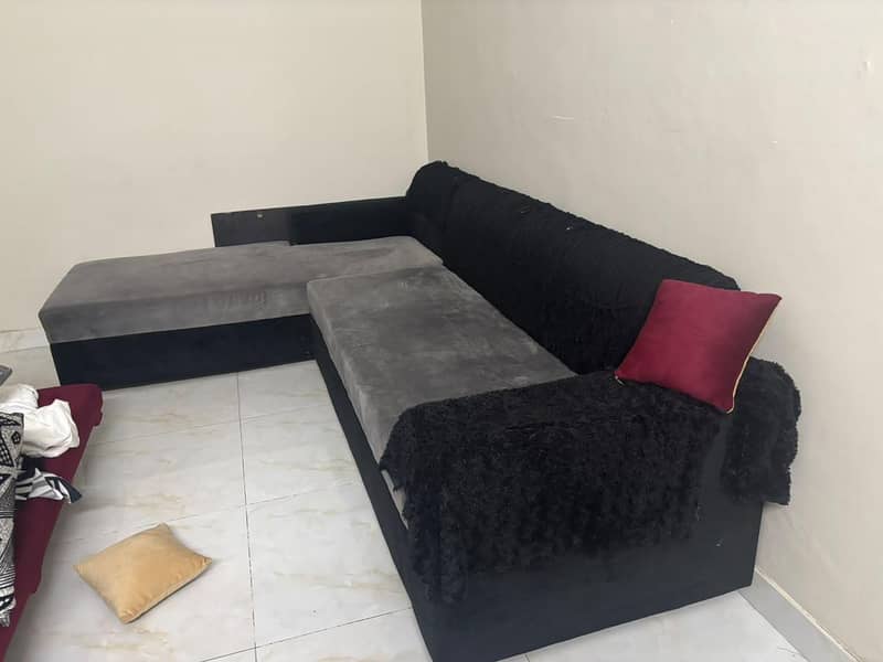 L Shaped Sofa 0