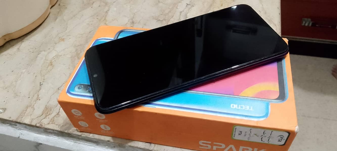 Tecno Spark 4 0