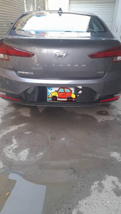 Hyundai Elantra 2024 2. O