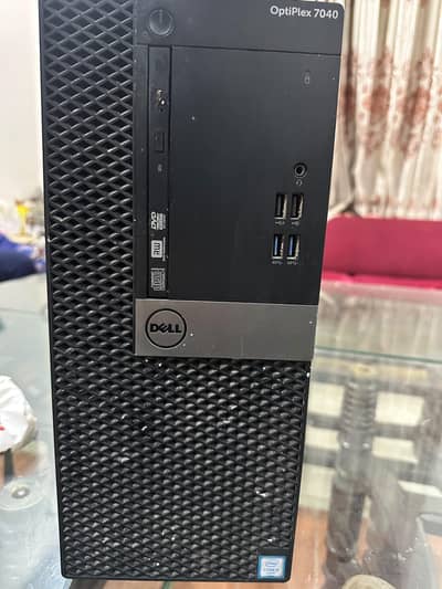 Dell optiplex 7040  core i5 6500 /6th generation 4GB ram  500GB hard