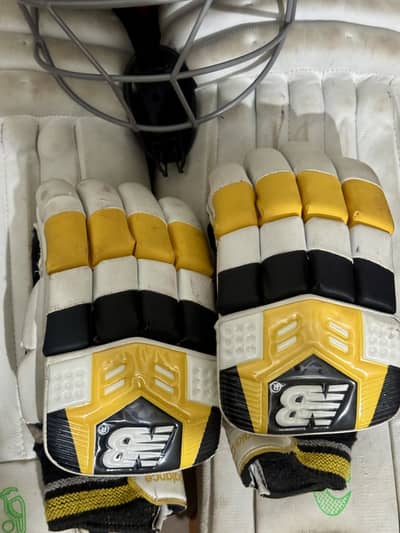 Cricket used kit