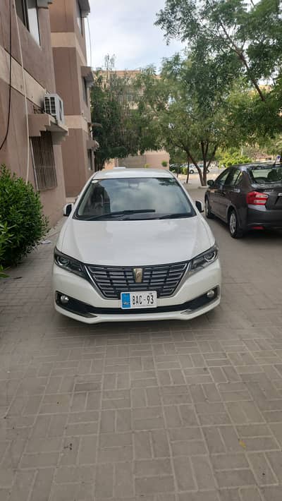 Toyota Premio 2018 F
