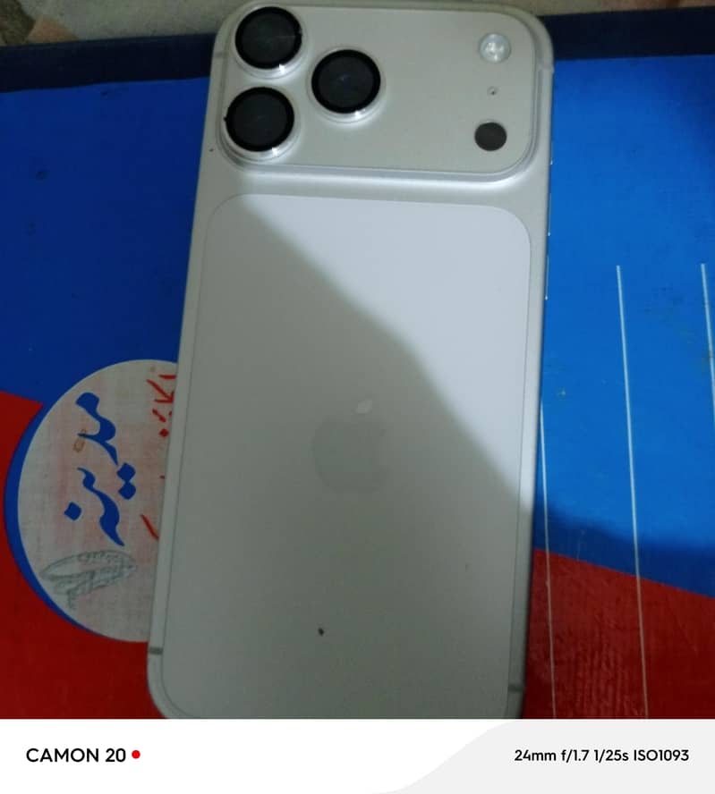 17 pro max 1