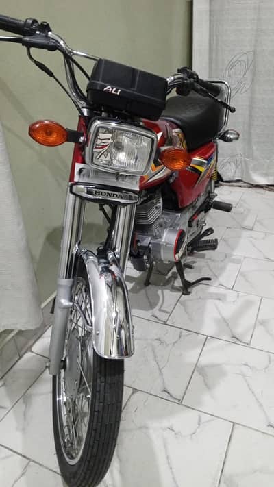 Honda new condition 10/10 all ok