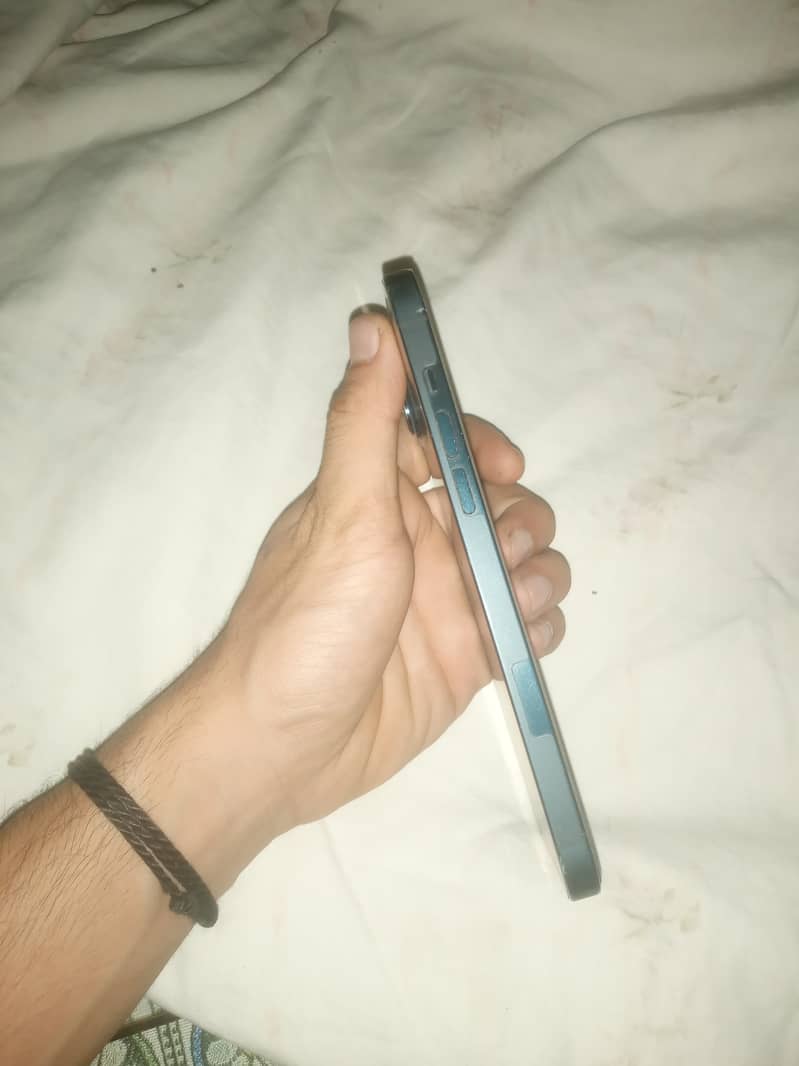 Apple iPhone 14 plus 0
