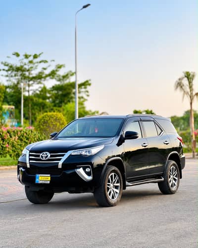 Toyota Fortuner V-2018 Upgraded