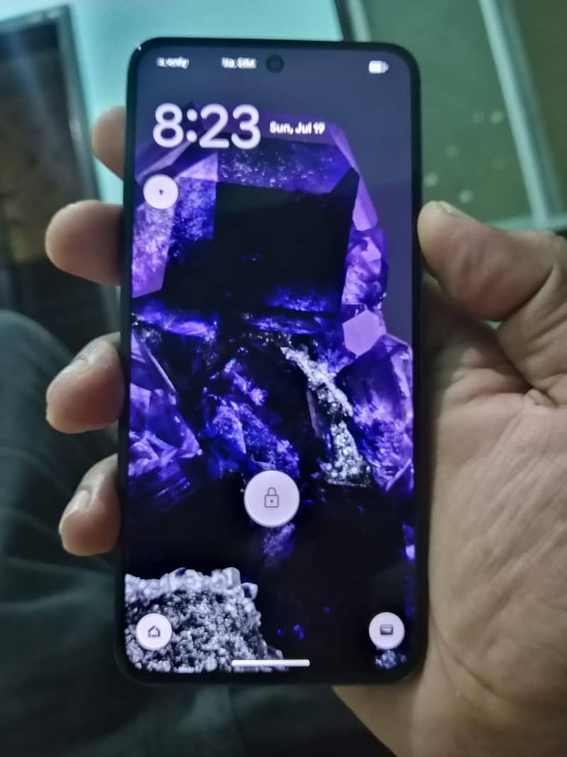 Google Pixel 8 1