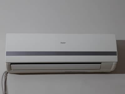 Haier 1 ton nd 1.5 ton with orignel gas