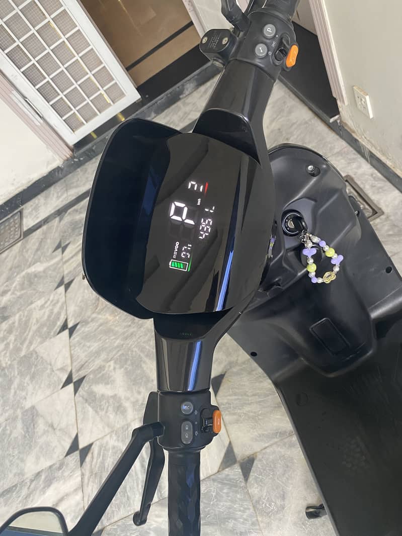 Scooti 6