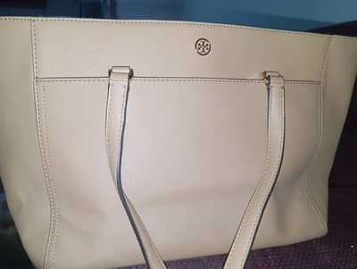 Tory burch bag imported from USA 100% original brand new