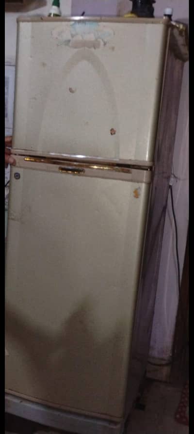 Used Refrigerator for Sale – Good Condition