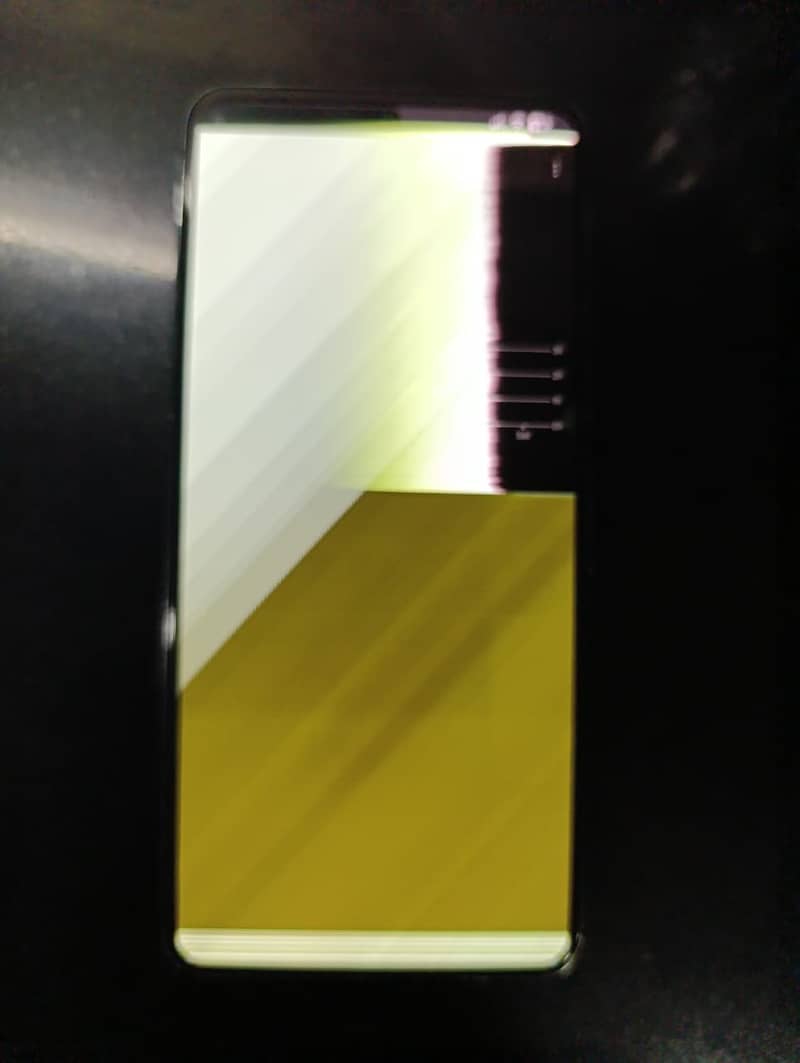 Google Pixel 8 Pro | Screen Broken 2