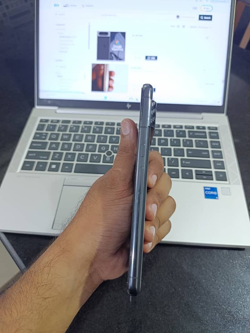 Google Pixel 8 Pro | Screen Broken 5