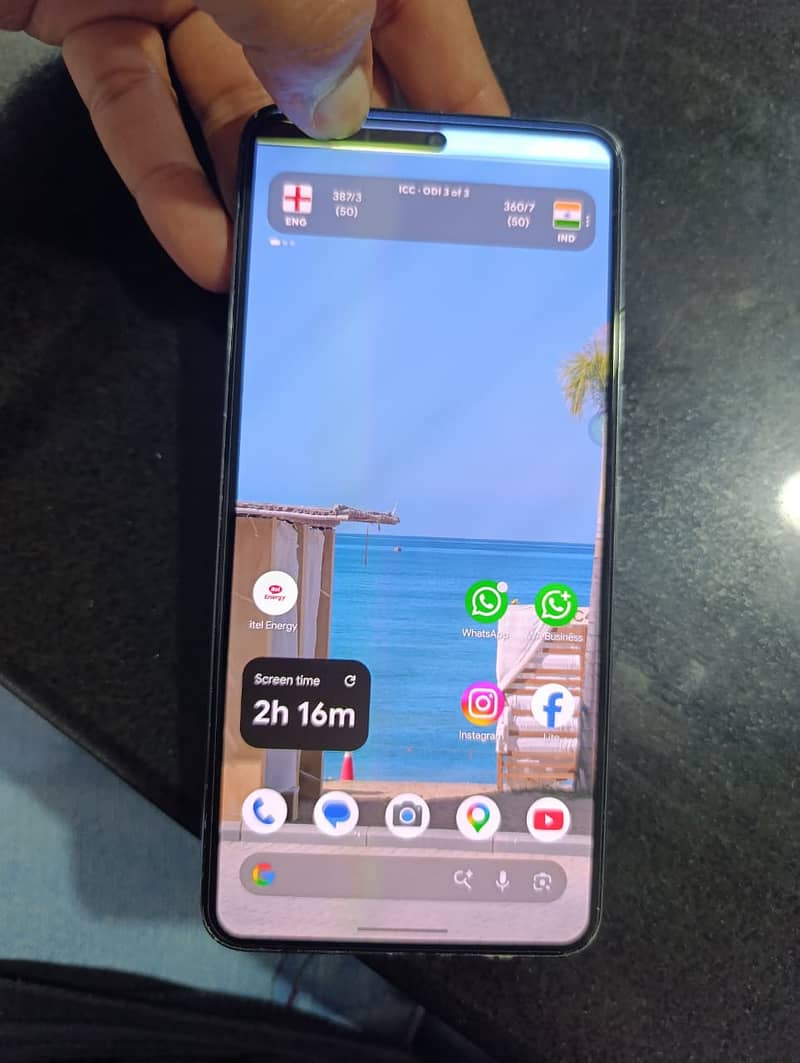 Google Pixel 8 Pro | Screen Broken 6