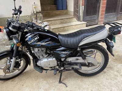 Suzuki GS 150 SE